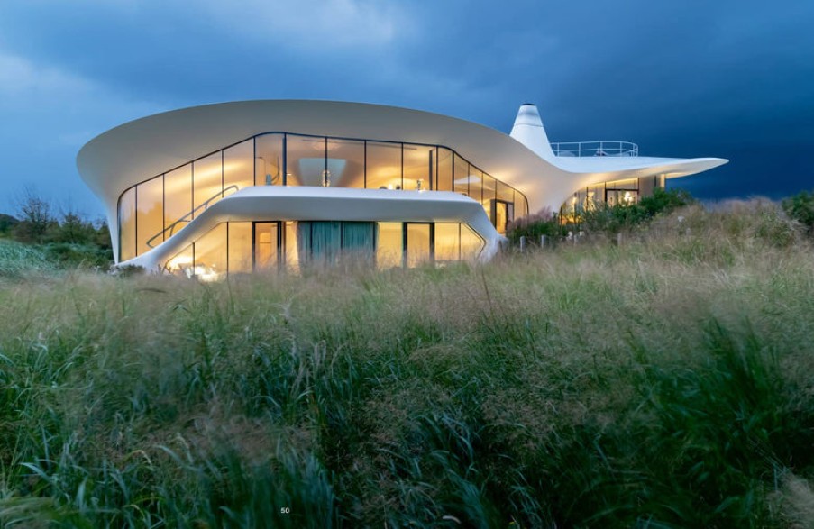 Book DelMonico Books/Los Angeles County Museum of Art | Blue Dream And The Legacy Of Modernism In The Hamptons: A House By Diller Scofidio + Renfro Assorted